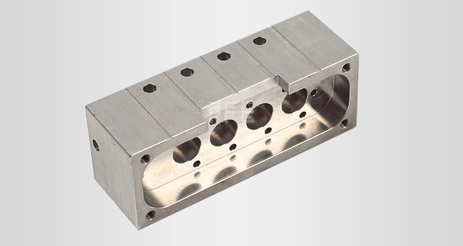 CNC加工件老是粘刀的(de)解決方法有哪些?